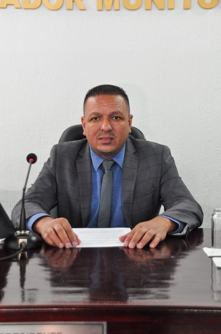 PHOTO-2024-10-19-00-06-54 2.jpg